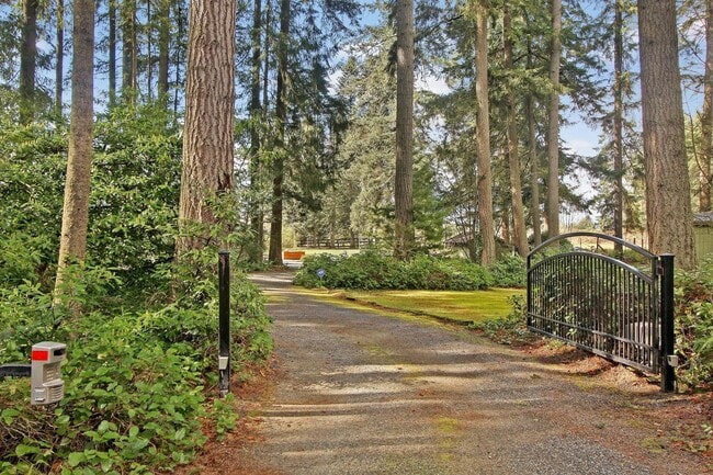 4411 169th St SE in Bothell, WA - Building Photo - Building Photo