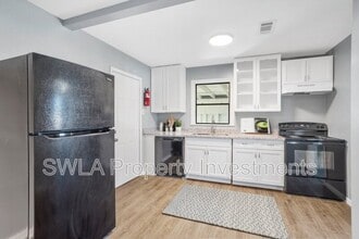 1600 E School St in Lake Charles, LA - Building Photo - Building Photo