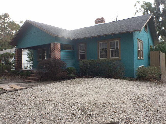 1016 SW 4th Ave in Gainesville, FL - Building Photo - Building Photo