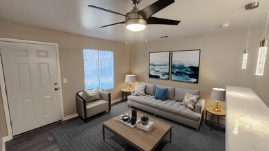 Fremont Villas in Las Vegas, NV - Foto de edificio - Building Photo