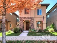 5699 W Hidden Springs Dr