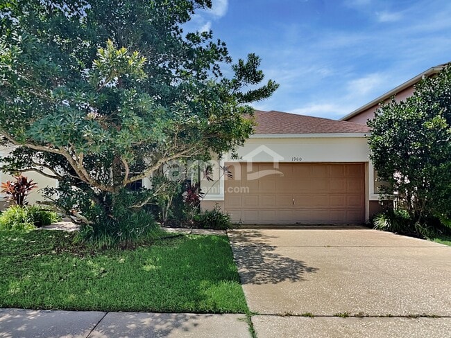 property at 1900 Strathmore Cir