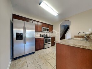 1229 Carlton Ridge Dr in Cordova, TN - Building Photo - Building Photo