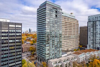 Blue Diamond Condos in Toronto, ON - Building Photo - Building Photo