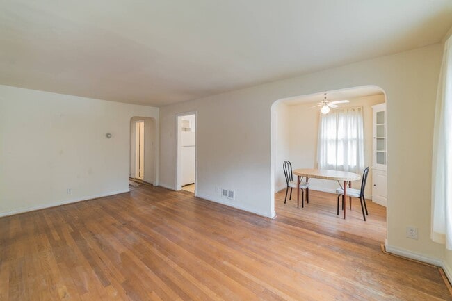 property at 1728 Aberdeen Rd