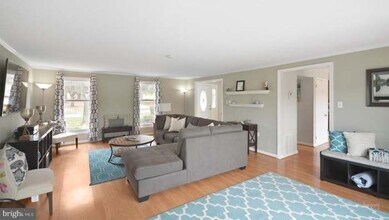2214 Regina Dr in Clarksburg, MD - Building Photo - Building Photo