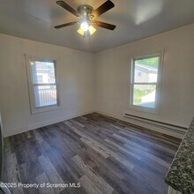224 Harrison Ave in Scranton, PA - Building Photo - Building Photo
