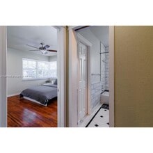 250 NE 48th St in Miami, FL - Building Photo - Building Photo