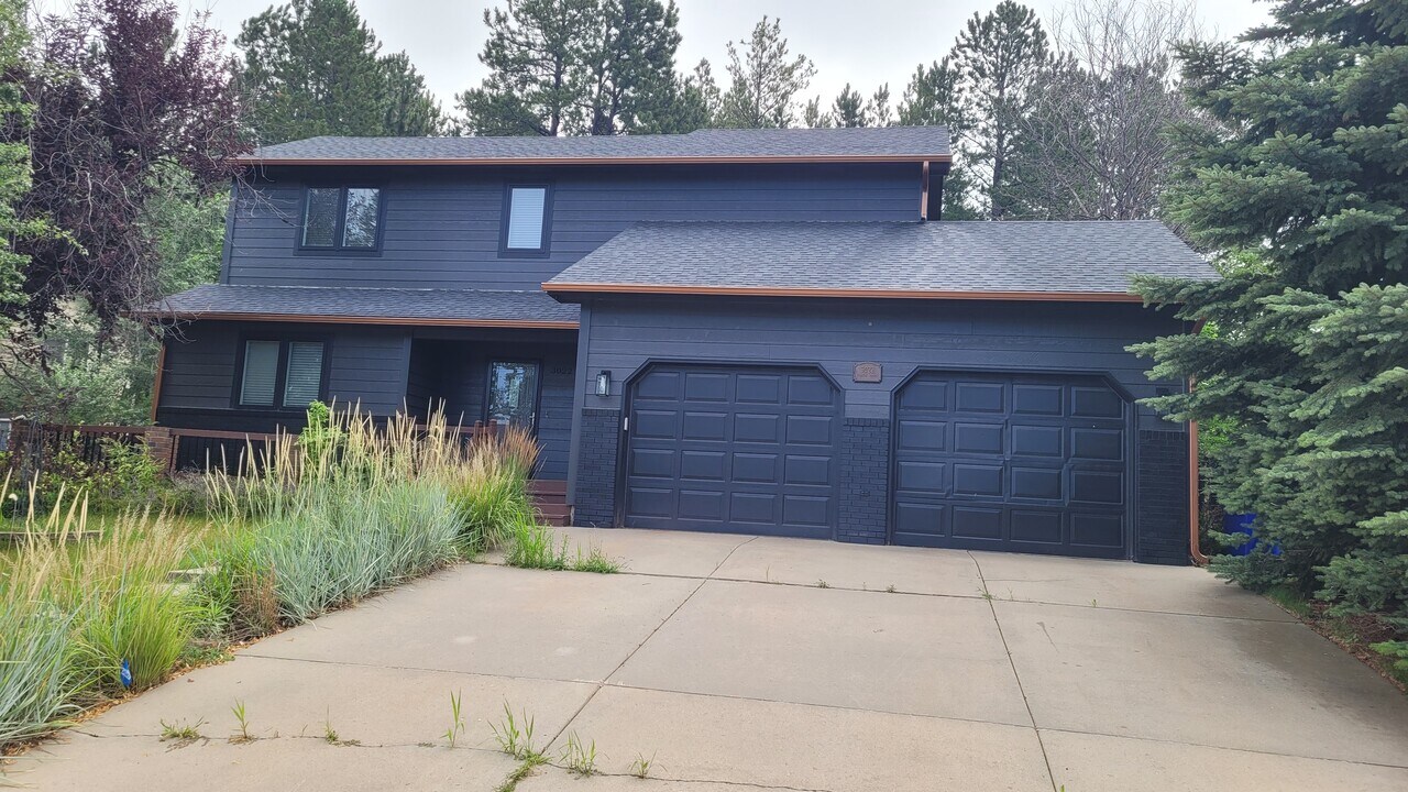 3022 Player Dr in Rapid City, SD - Building Photo