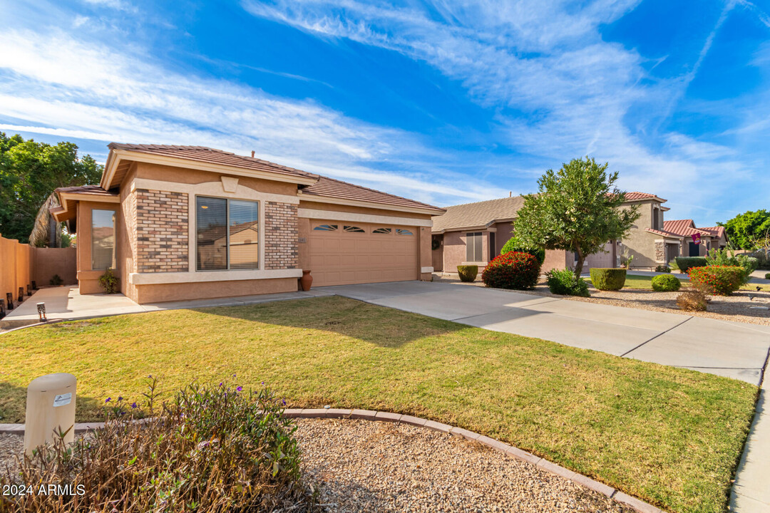 1141 E Ranch Ct in Gilbert, AZ - Building Photo