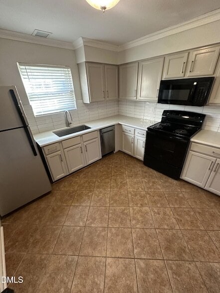 6553 New Market Way in Raleigh, NC - Foto de edificio - Building Photo