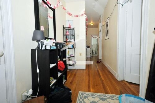 4 Price Rd-Unit -III in Boston, MA - Building Photo