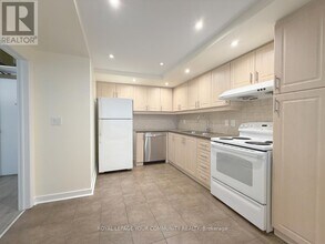 3 Duplex Ave in Toronto, ON - Building Photo - Building Photo