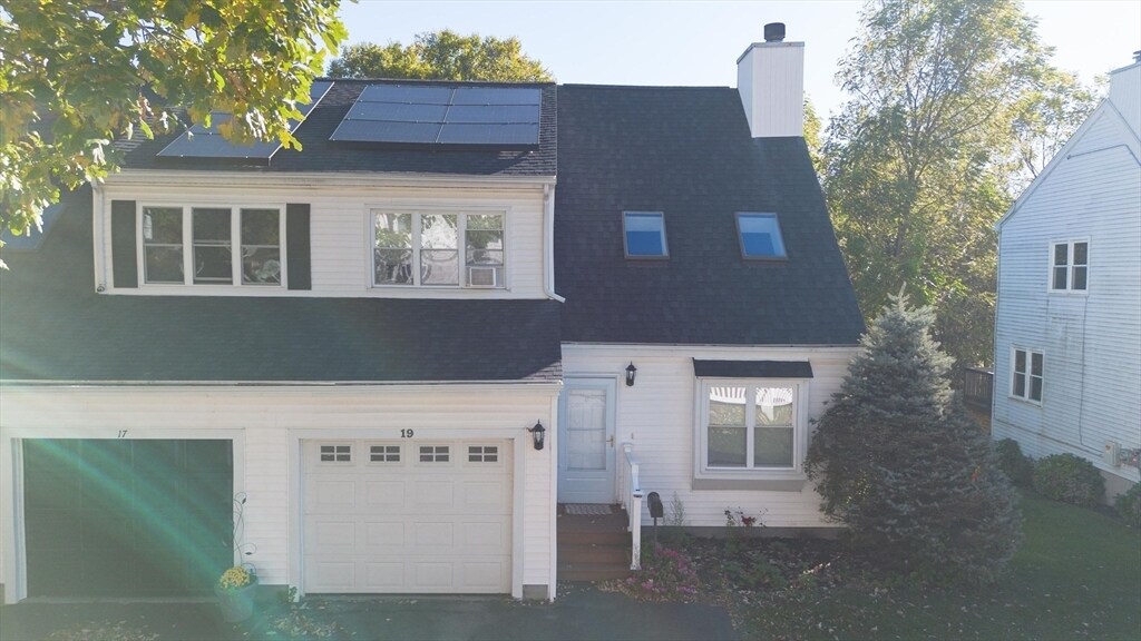 19 Orono St in Worcester, MA - Building Photo