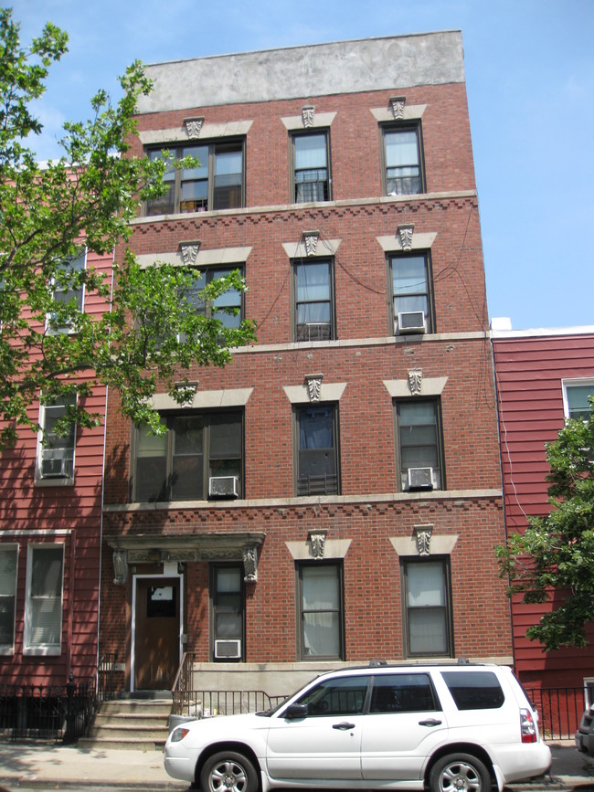 159 Dupont St in Brooklyn, NY - Foto de edificio - Building Photo