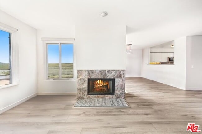 4297 Carpinteria Ave in Carpinteria, CA - Building Photo - Building Photo