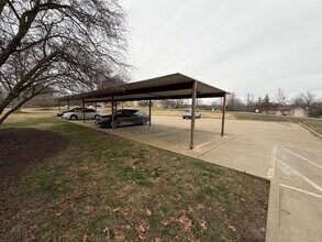 1887 Waterfront Dr N in Columbia, MO - Building Photo - Building Photo