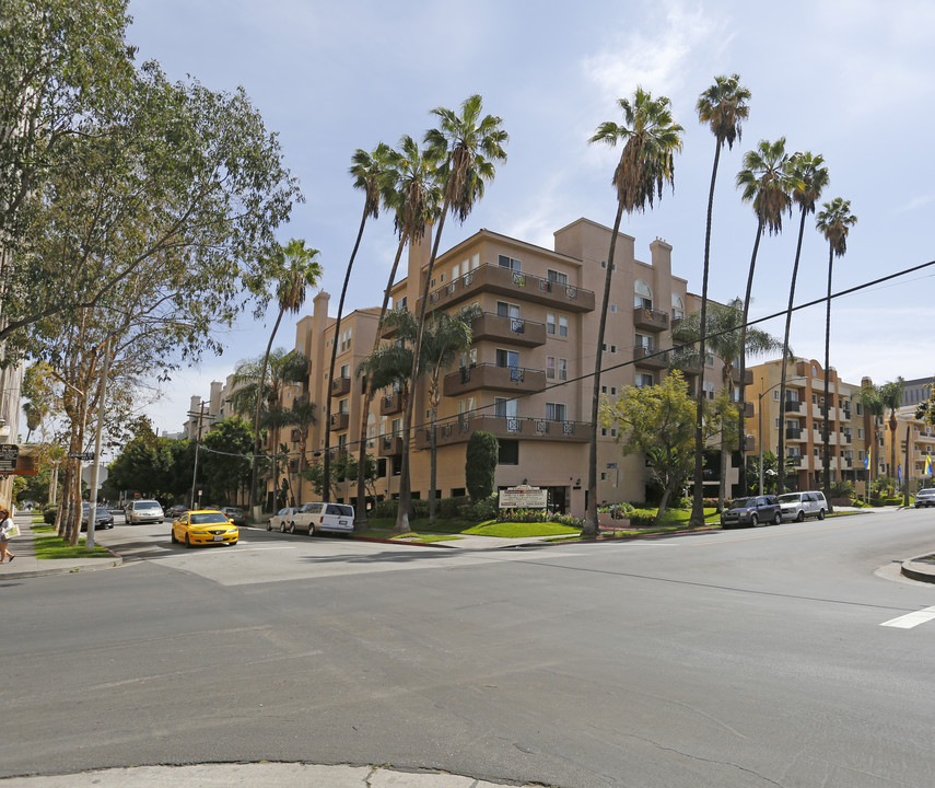 Catalina Apartments in Los Angeles, CA - Foto de edificio