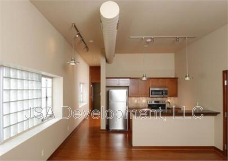 606 Sycamore St in Waterloo, IA - Building Photo