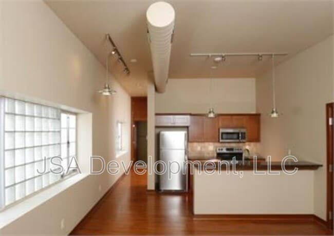 property at 606 Sycamore St