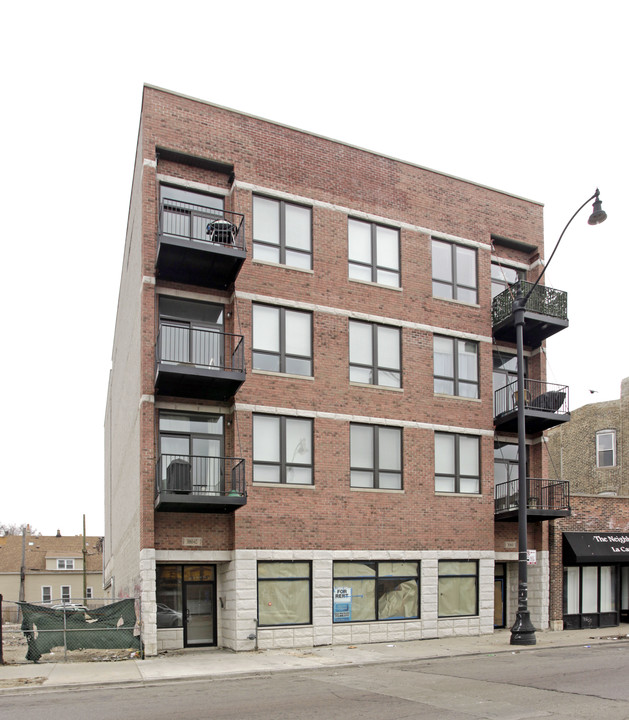 3060-3062 W Armitage Ave in Chicago, IL - Building Photo