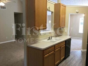 200 Fairview Chase Rd in Covington, GA - Foto de edificio - Building Photo