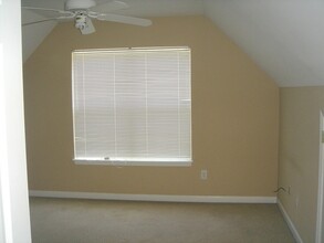 5720 Wrightsville Ave in Wilmington, NC - Building Photo - Building Photo