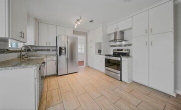 5002 Lamonte Ln in Houston, TX - Building Photo - Building Photo