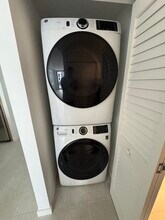 3011 NW 18th Ter, Unit A2 in Miami, FL - Building Photo - Building Photo