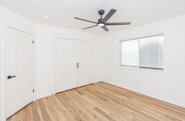 property at 3718 Brighton Ln