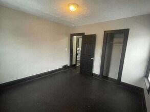 2179 W 106th St in Cleveland, OH - Building Photo - Building Photo