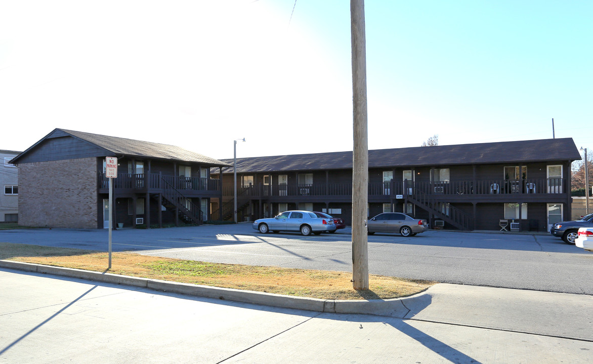 Kimberly Apartments in Tulsa, OK - Building Photo