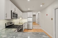 12 N Bennet St, Unit 1 in Boston, MA - Building Photo - Building Photo