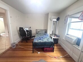95 Boylston St, Unit 3R in Brookline, MA - Building Photo - Building Photo