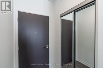 39 Mary St in Barrie, ON - Building Photo - Building Photo