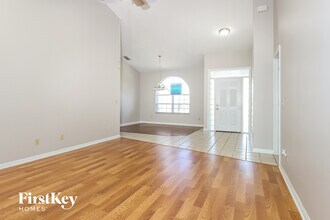 2050 SE Elmhurst Rd in Port St. Lucie, FL - Building Photo - Building Photo