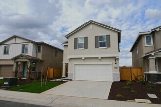 8536 Anker Wy in Elk Grove, CA - Building Photo - Building Photo