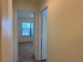 111 Jasmine Cove in Kyle, TX - Building Photo - Building Photo
