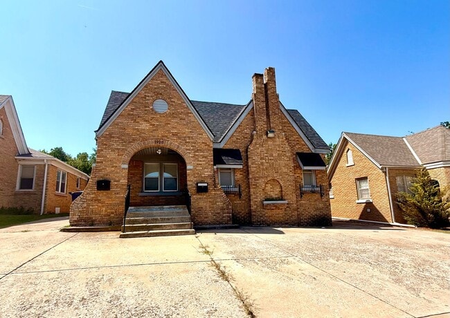 property at 1928 NW 23rd St