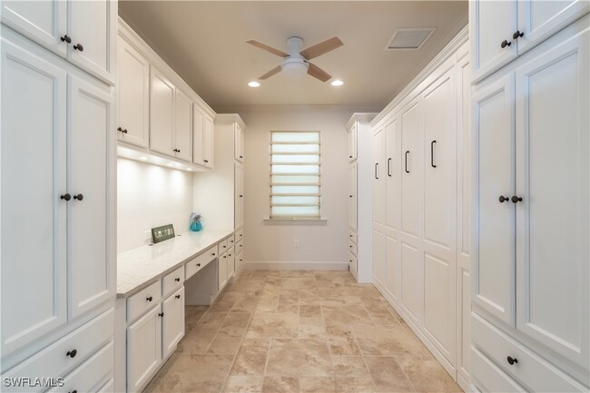 property at 9332 Fieldstone Ln