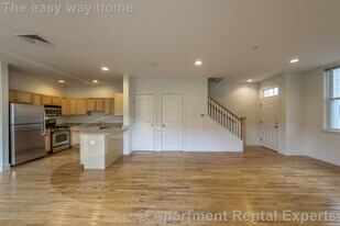 110 Second St Unit #112, Unit #112 in Cambridge, MA - Building Photo
