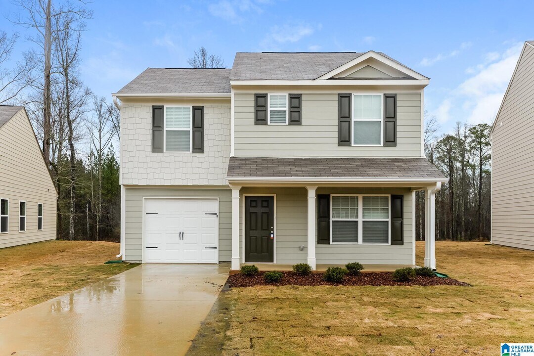 690 Clover Cir in Springville, AL - Building Photo