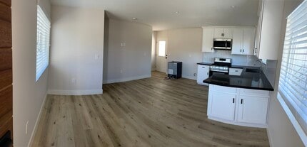 1029 Oleander St, Unit B in Brea, CA - Building Photo - Building Photo