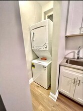 3720 N Clark St, Unit 2 in Chicago, IL - Building Photo - Building Photo