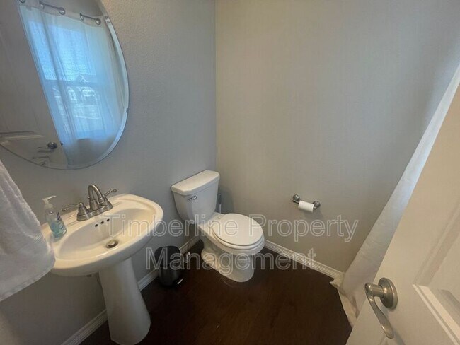 12640 Hiddenwalk Way in Peyton, CO - Foto de edificio - Building Photo