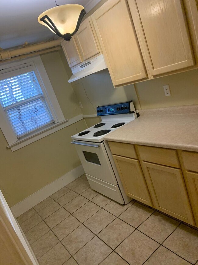 1041 College St N in Fargo, ND - Building Photo - Building Photo