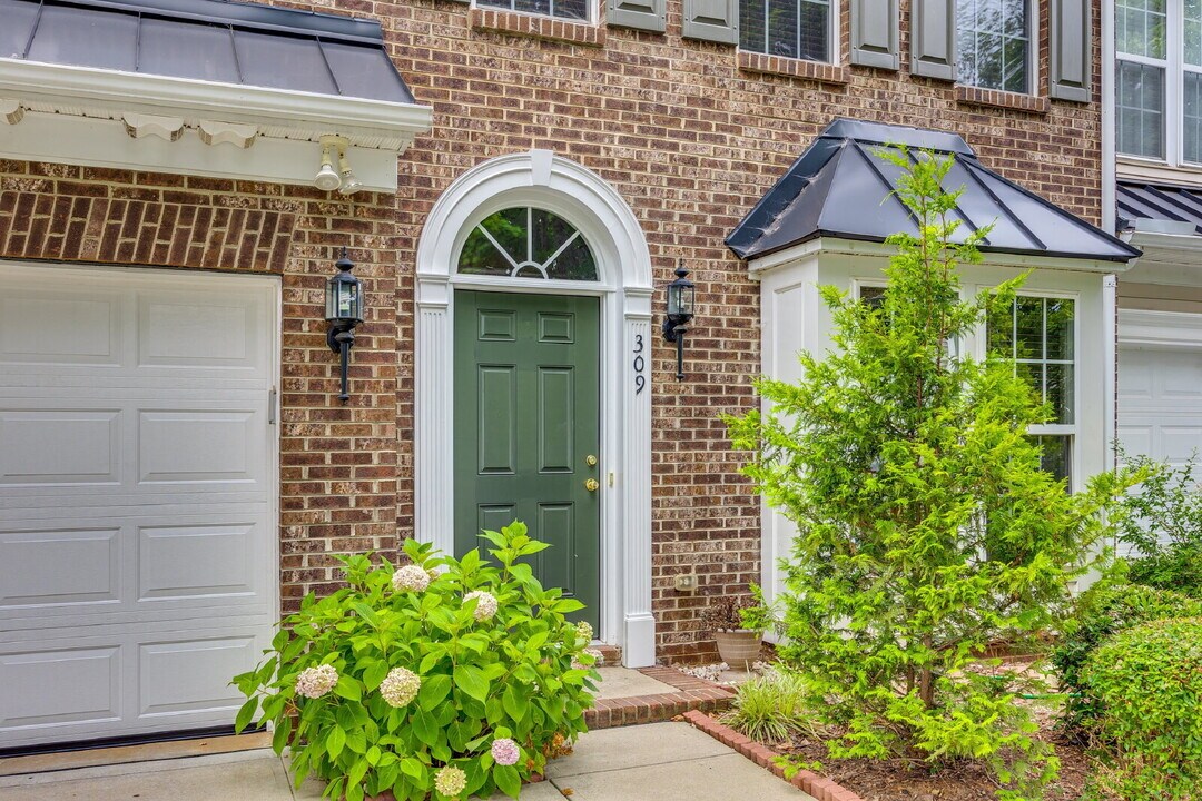 309 Berg Cir in Fort Mill, SC - Building Photo