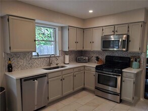 1809 Dayflower Trce in Cedar Park, TX - Foto de edificio - Building Photo