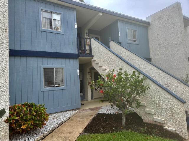 1561 NE 12th Terrace in Jensen Beach, FL - Building Photo - Building Photo