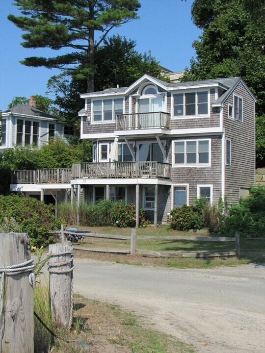 39 River Rd in Ipswich, MA - Building Photo